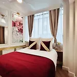 Merveil - Luxury Suite - Marais - Charlot