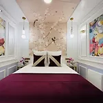 Merveil - Luxury Suite - Marais - Charlot